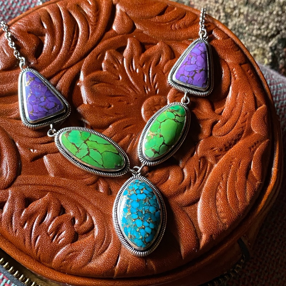 Multi-Colored Turquoise Necklace. - image 5